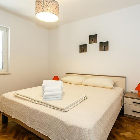 Apartment Zdravko A2 Krk Town Zewnętrze zdjęcie